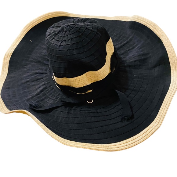 ⭐️ AUGUST Black and Tan Ribbon Bow Sun Hat - Picture 2 of 9